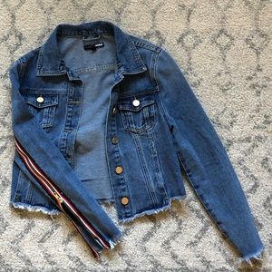 Crop top denim jacket
